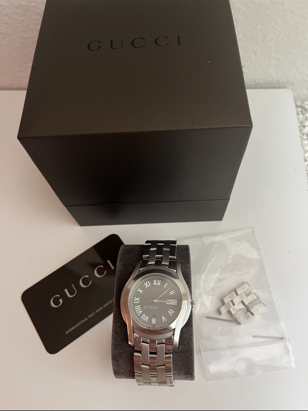 Vintage Gucci Watch Swiss Made Black Dial Date Stainless Steel w/ Box